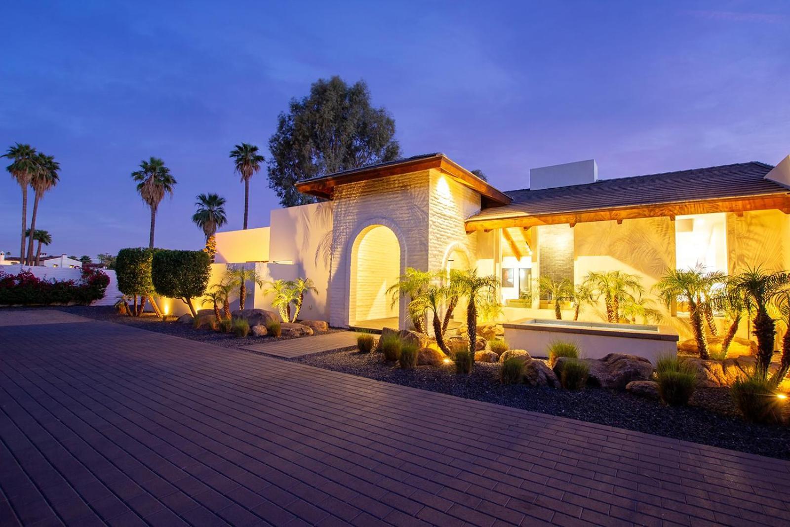 Luxury Micro-Resort, Theater, Sauna, Heated Pool フェニックス エクステリア 写真