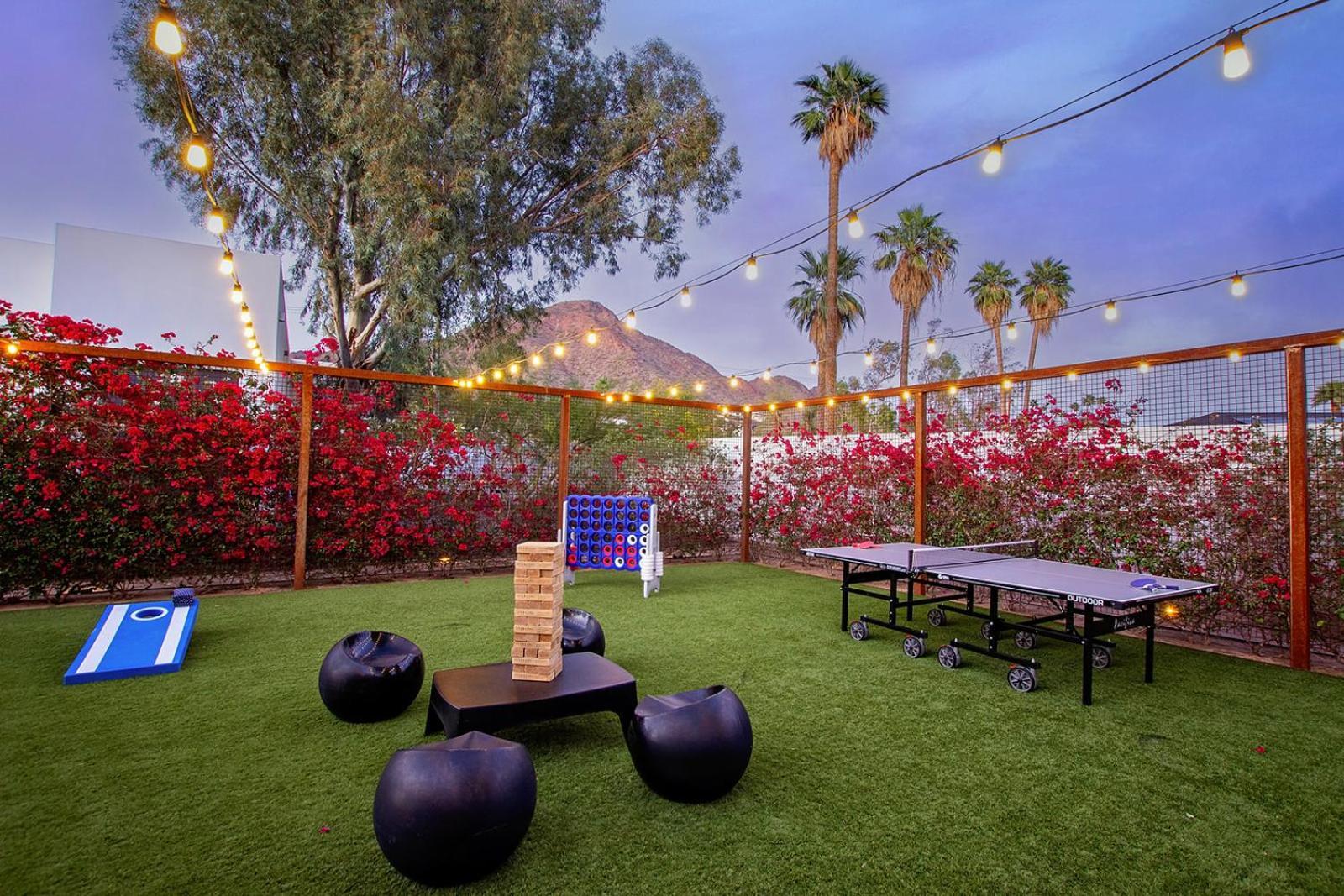 Luxury Micro-Resort, Theater, Sauna, Heated Pool フェニックス エクステリア 写真